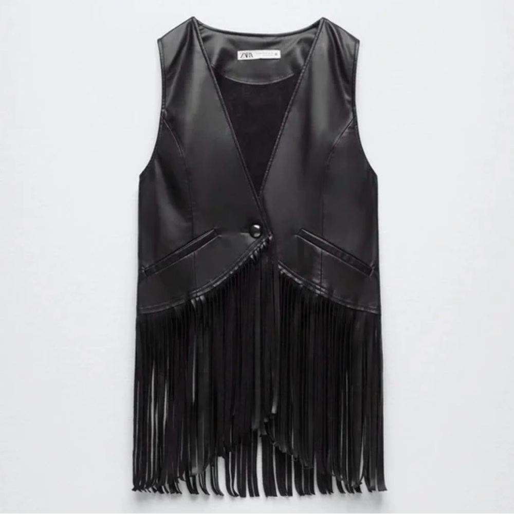 Black Sleeveless Vest